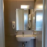 Flying Otel