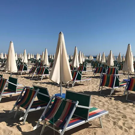 Hotel Flying Pesaro