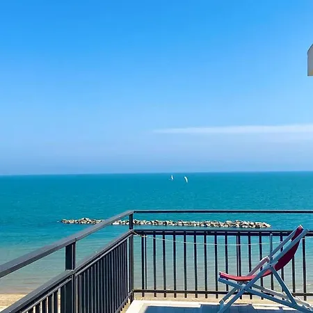 Hotel Flying Pesaro