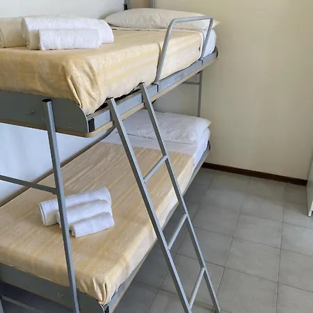 Flying Hotel 3*