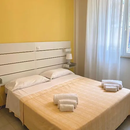 Flying Hotel