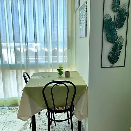Flying Hotel