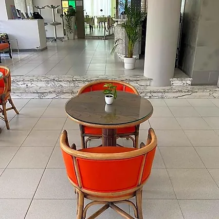 Hotel Flying 3*